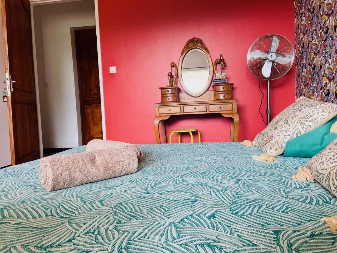 Le Caillou Blanc Bed and Breakfast Saint-Paul Δωμάτιο φωτογραφία