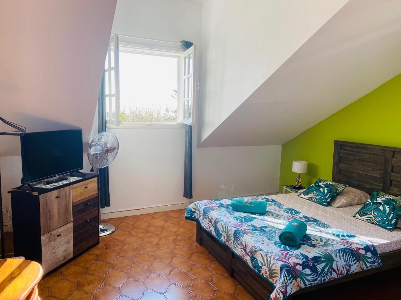 Le Caillou Blanc Bed and Breakfast Saint-Paul Δωμάτιο φωτογραφία
