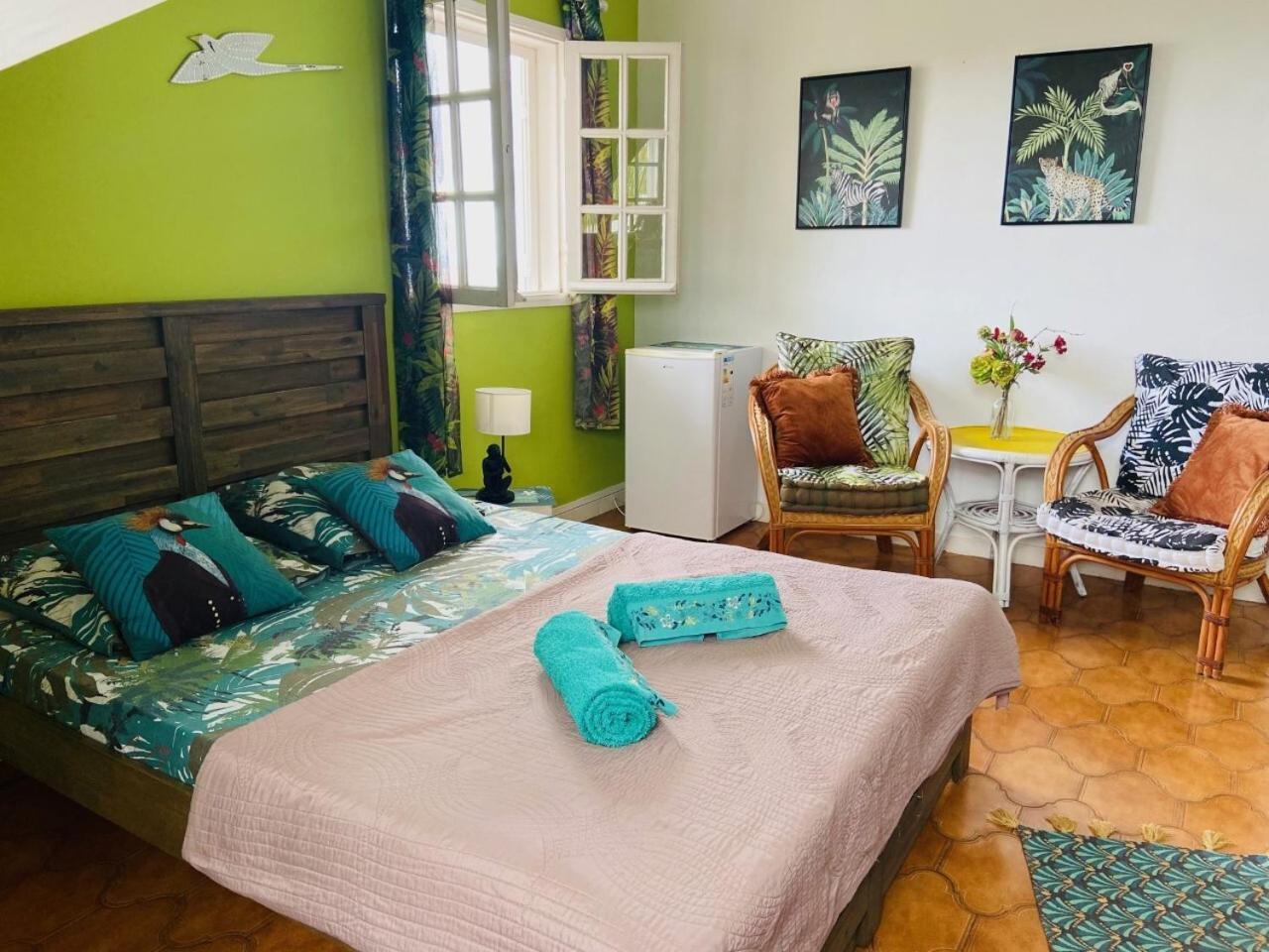 Le Caillou Blanc Bed and Breakfast Saint-Paul Δωμάτιο φωτογραφία