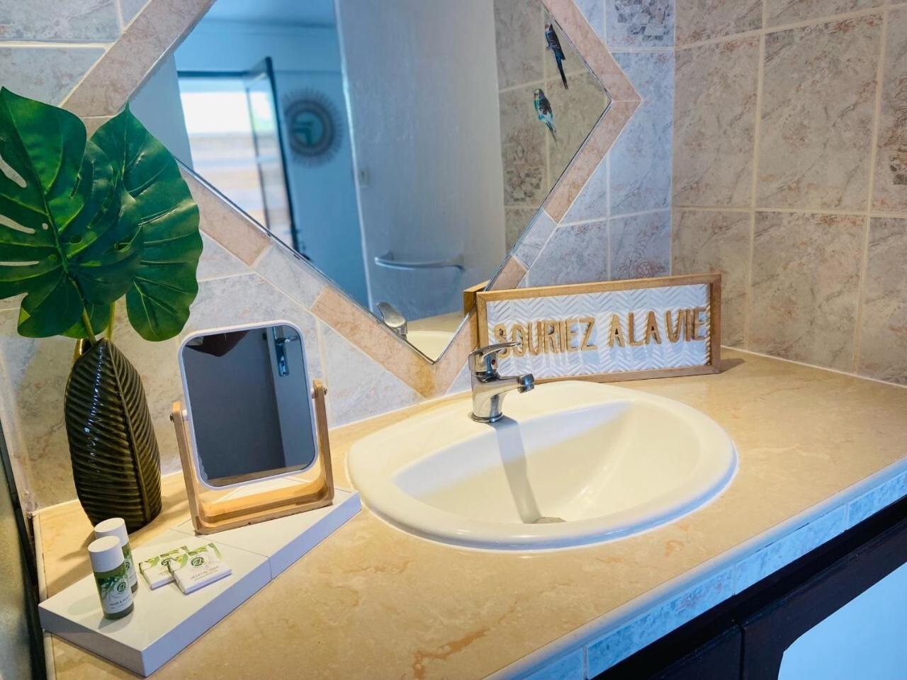 Le Caillou Blanc Bed and Breakfast Saint-Paul Δωμάτιο φωτογραφία